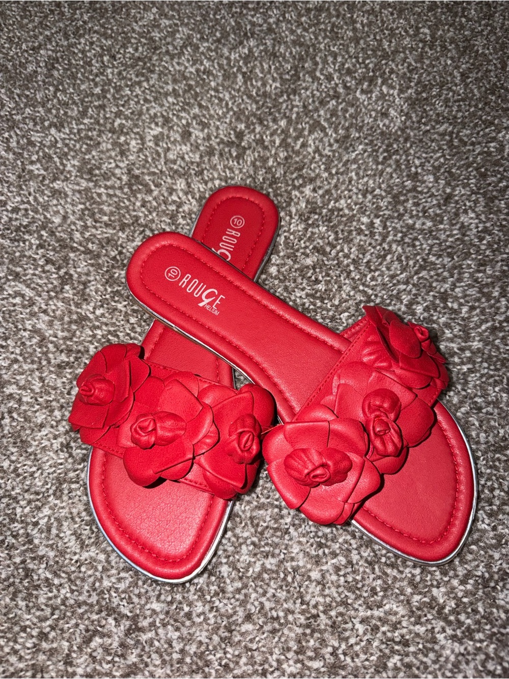 Rouge! Red Floral Slide Sandals with Appliqué Blooms